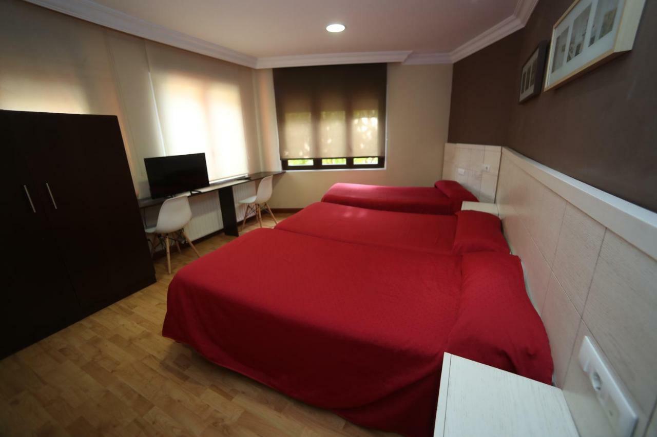 Hostal Vitorina Soria Eksteriør billede